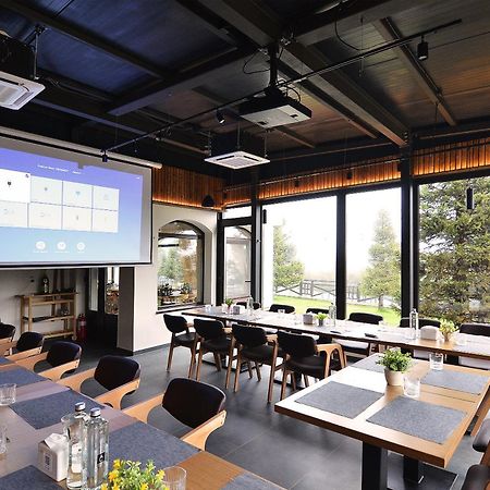 Pensiune & Restaurant Victoria Păltiniş Esterno foto