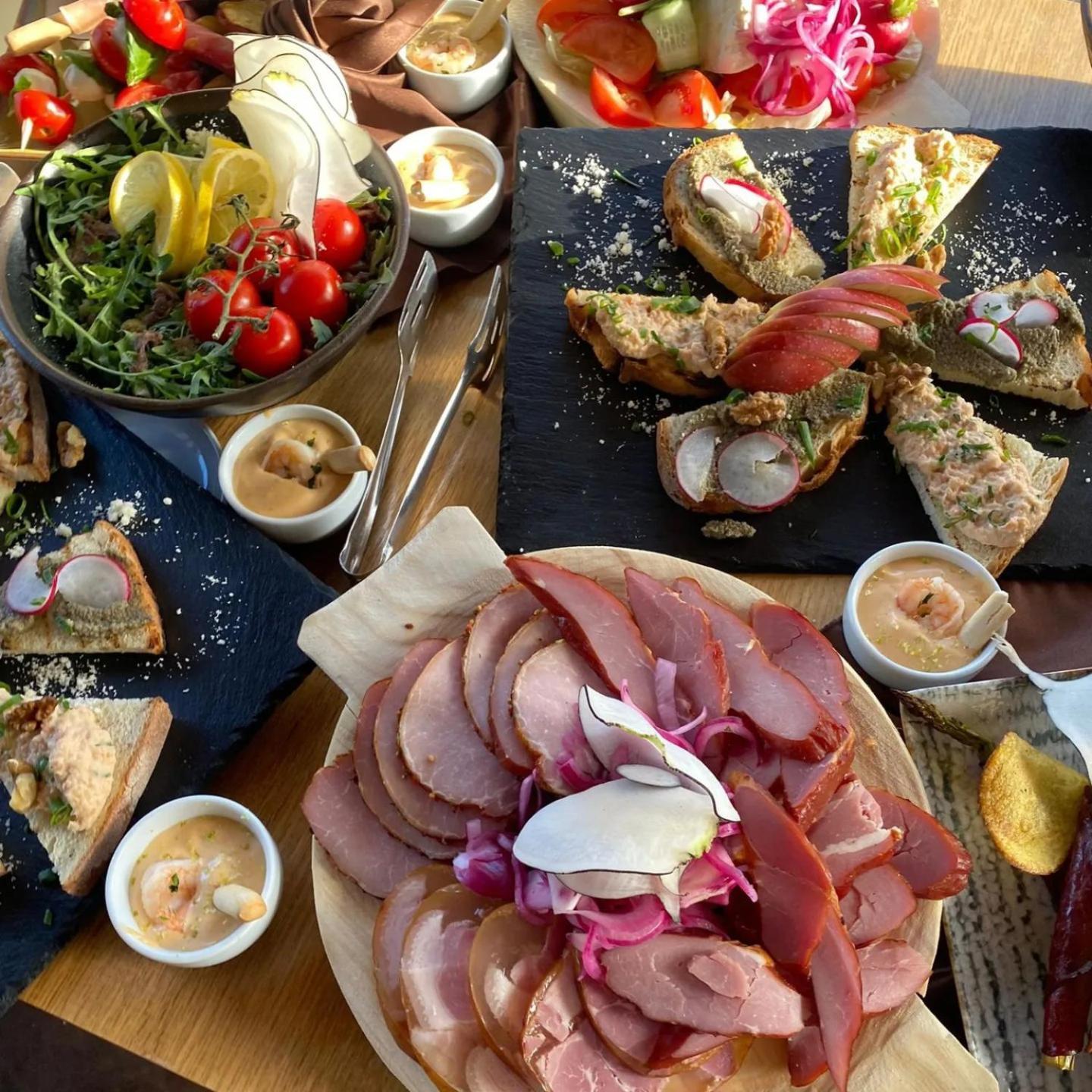 Pensiune & Restaurant Victoria Păltiniş Esterno foto