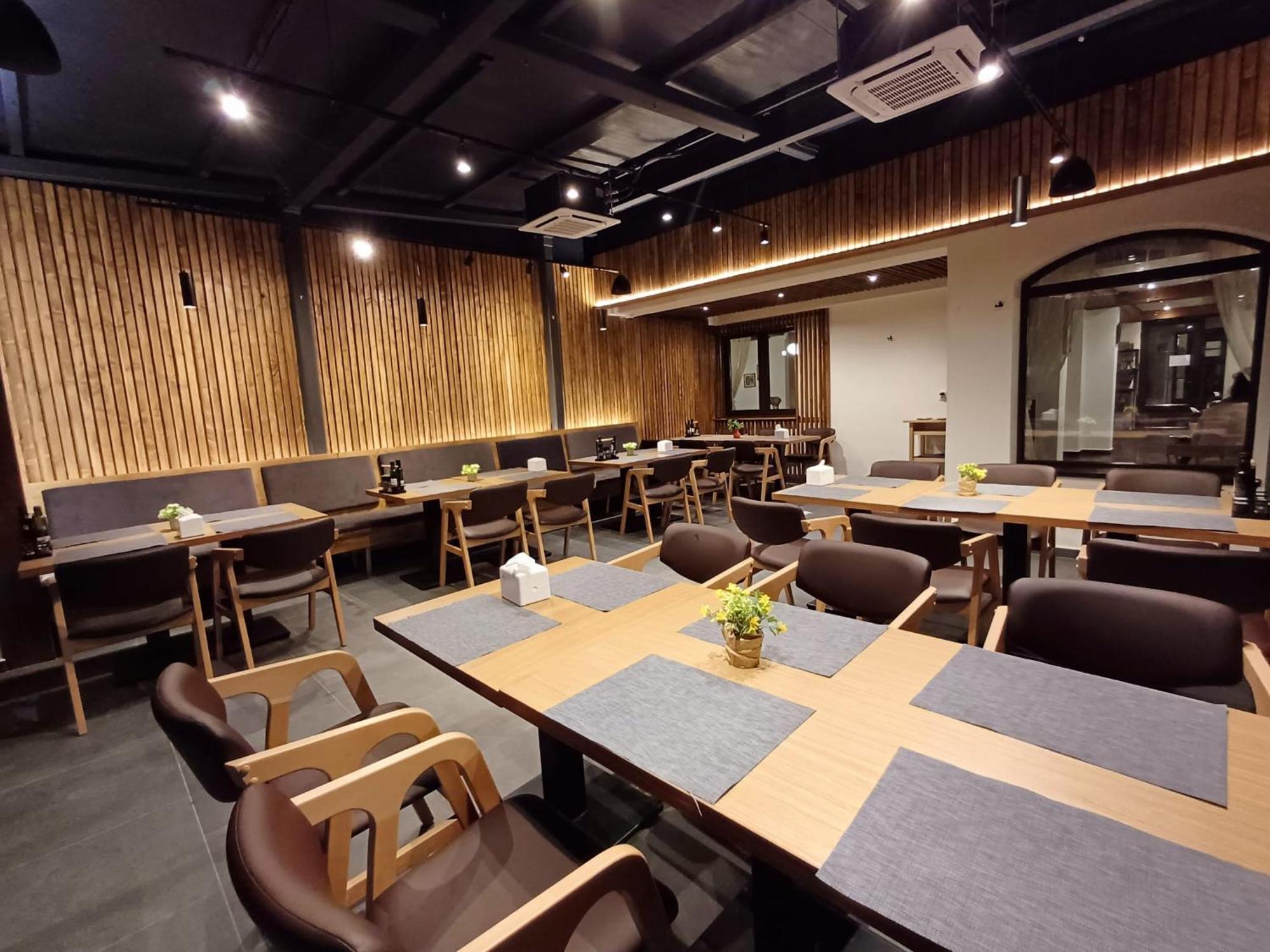 Pensiune & Restaurant Victoria Păltiniş Esterno foto
