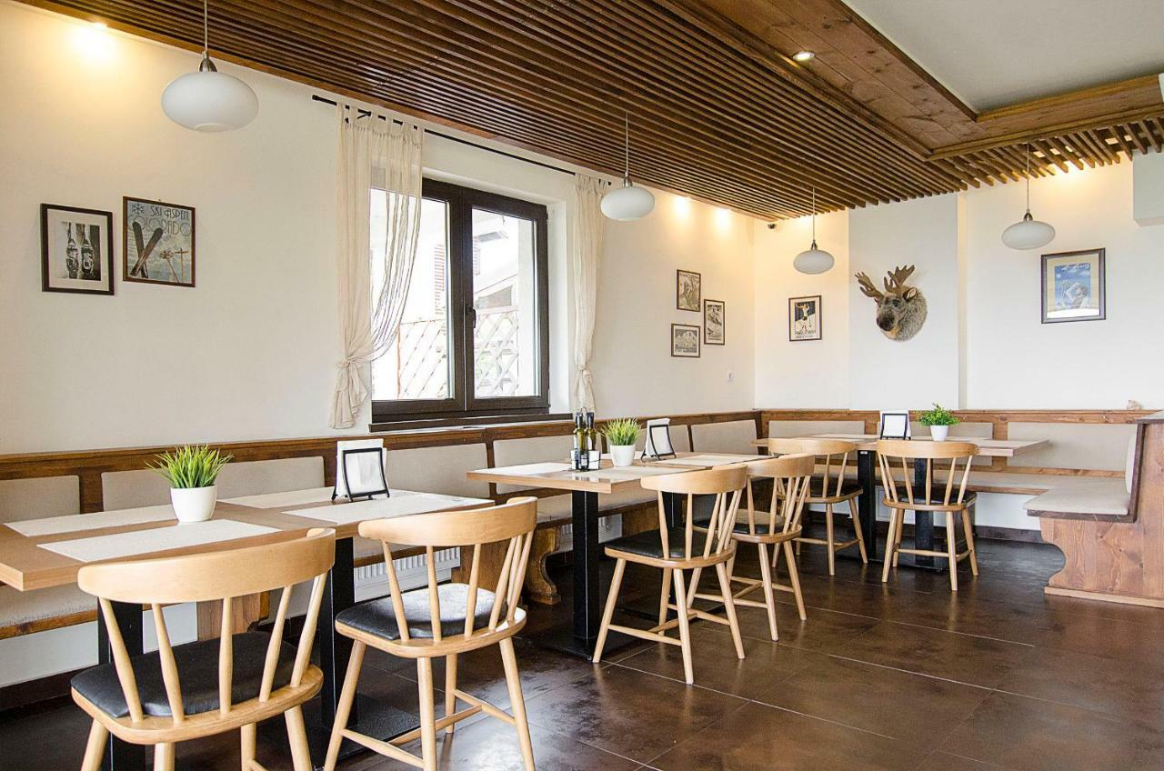 Pensiune & Restaurant Victoria Păltiniş Esterno foto